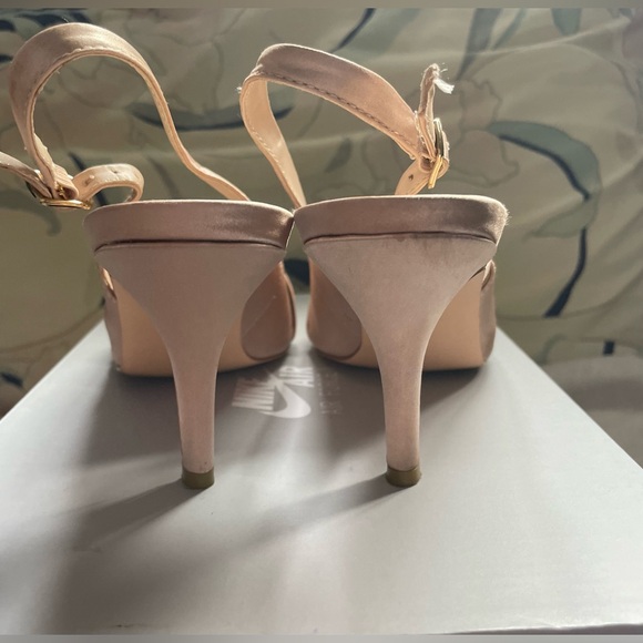 LA CHATEAU HIGH HEELS SIZE 7 WOMEN’S - Picture 7 of 16